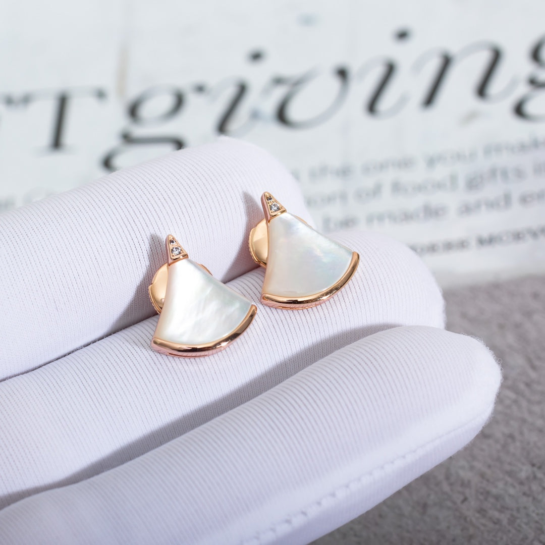 [AuraEcho]DIVAS DREAM EARRINGS PINK GOLD