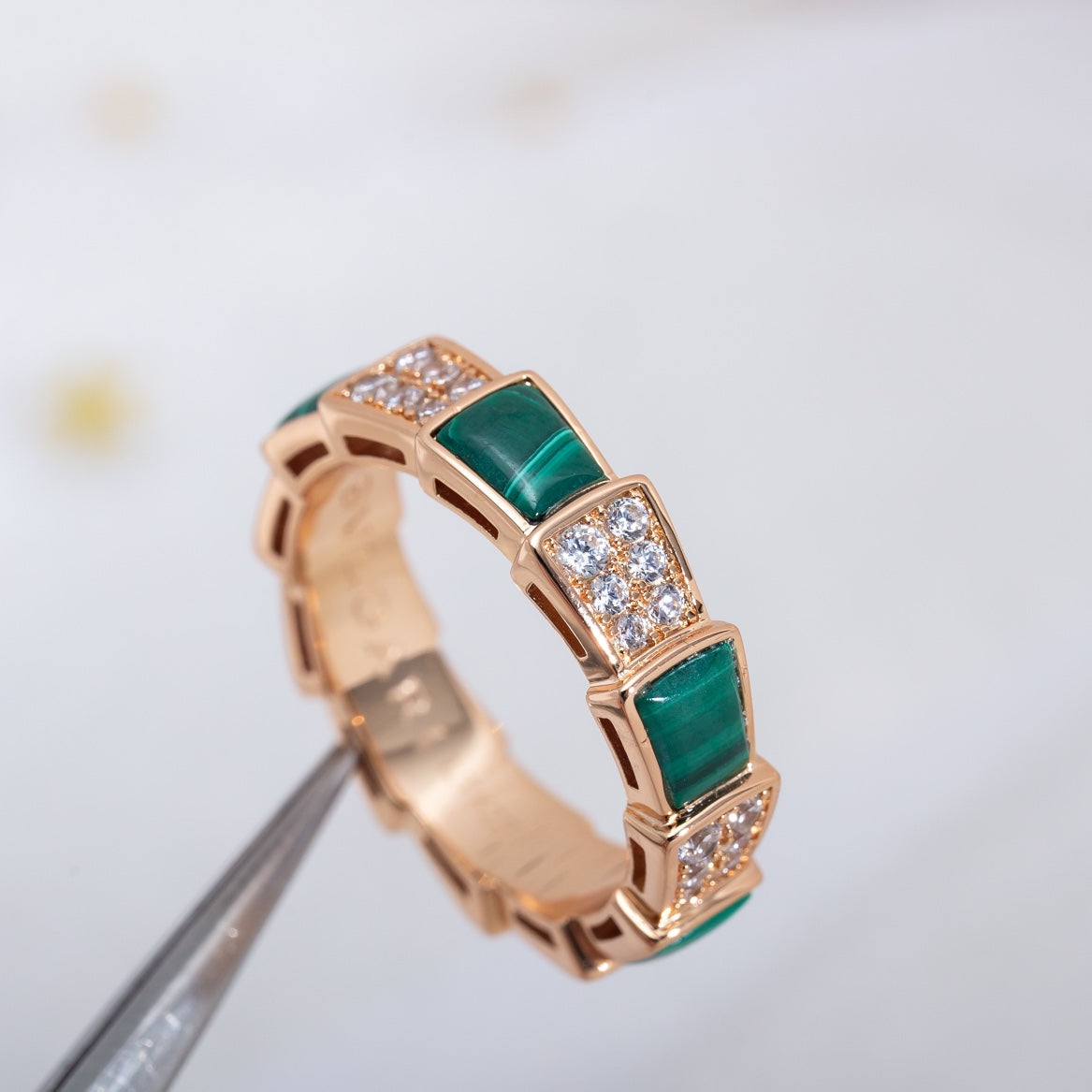 [AuraEcho]SERPENTI RING PINK GOLD MALACHITE DIAMOND PAVED 4MM