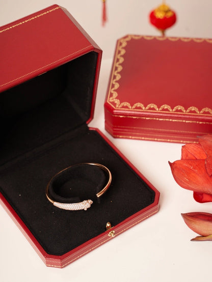 [AuraEcho]PANTHERE ROSE GOLD DIAMOND OPEN BRACELET