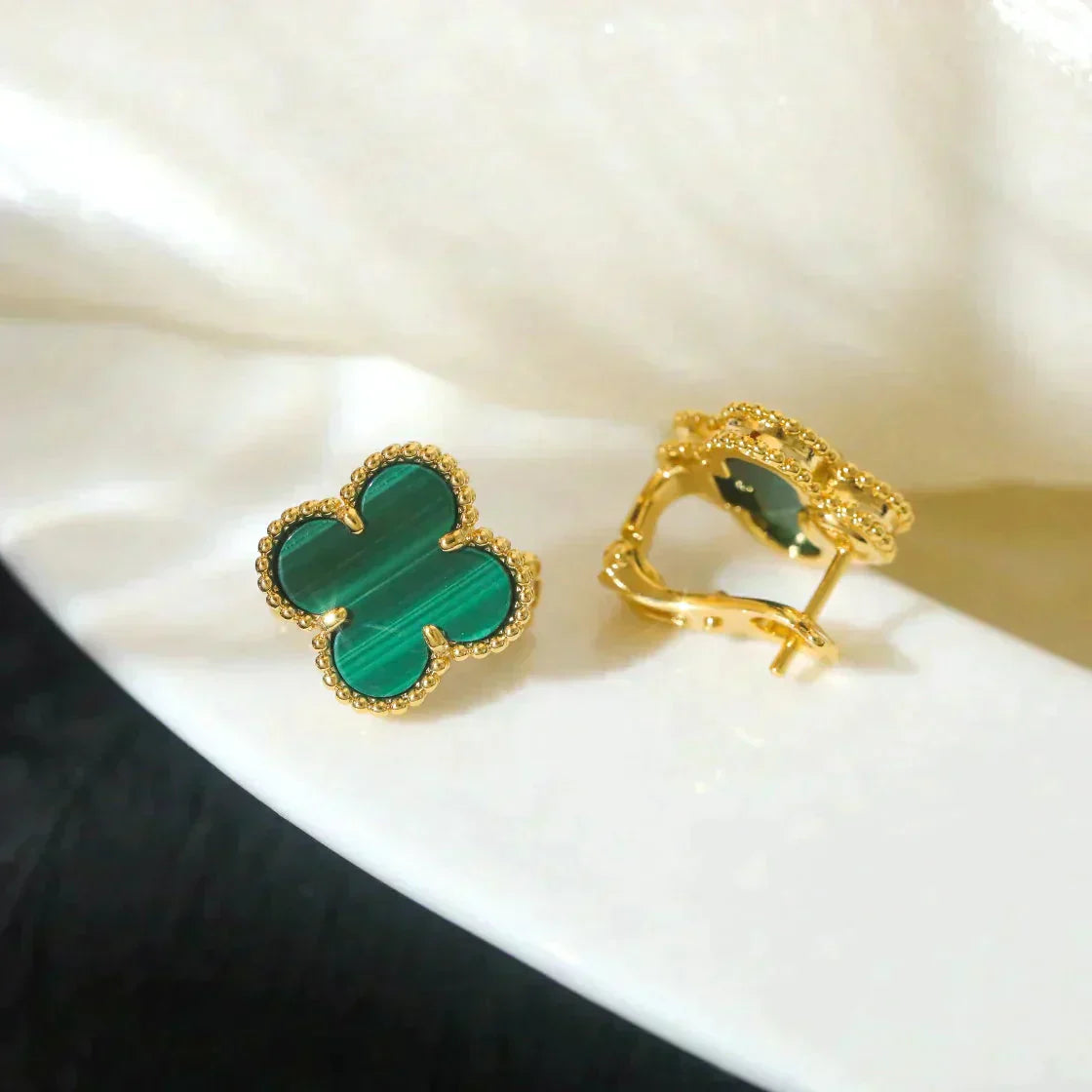 [AuraEcho]CLOVER MEDIUM 1 MOTIFS MALACHITE  EARRINGS