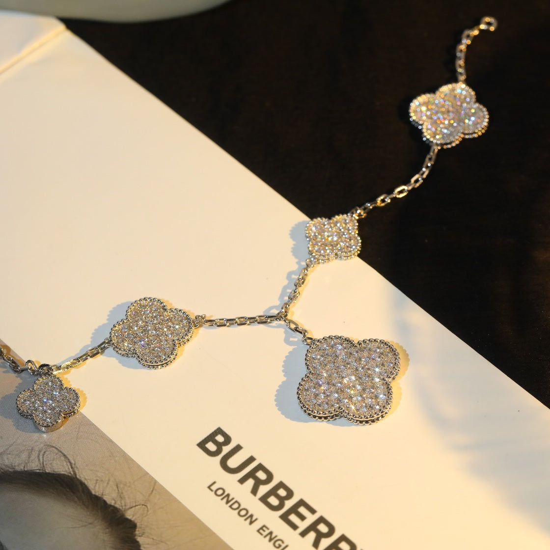 [AuraEcho]CLOVER BRACELET 5 MOTIF SILVER DIAMOND PAVED