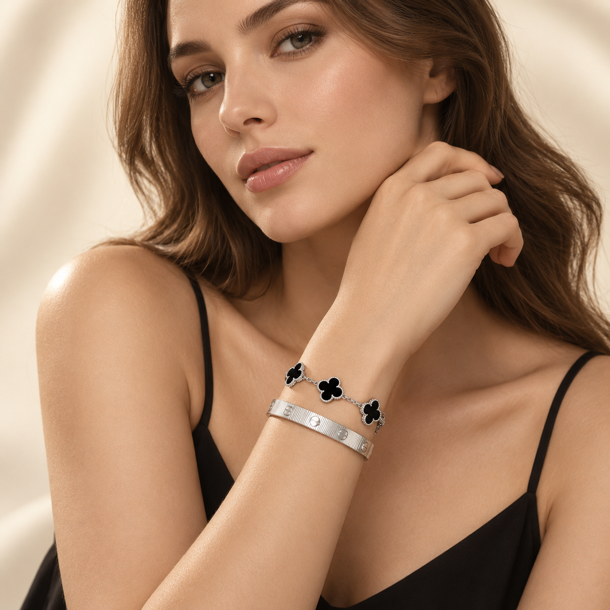 [AuraEcho]Clover & Love Sliver 2-Piece Bracelet Stack Set