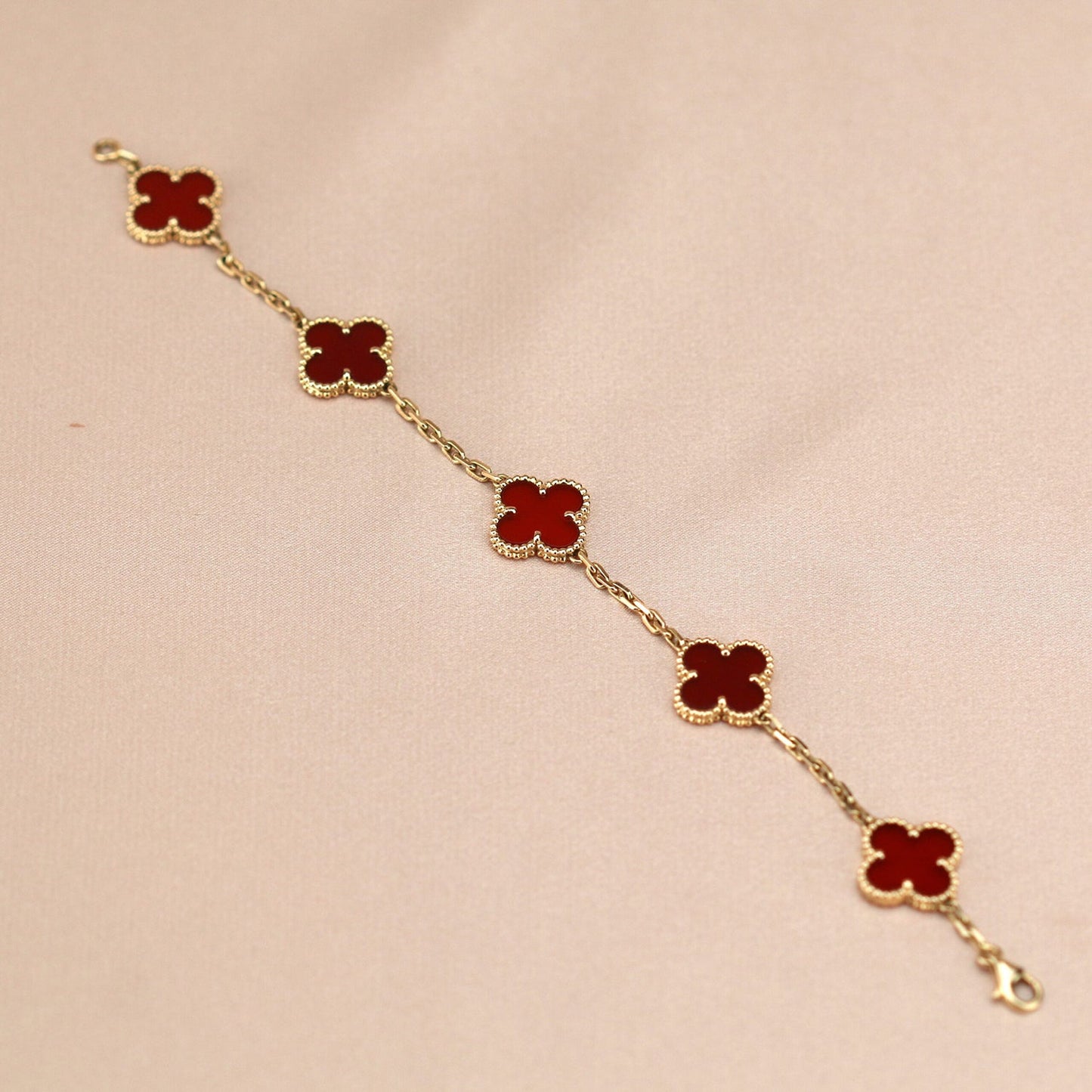 [AuraEcho]CLOVER 5 MOTIFS RED AGATE  BRACELET