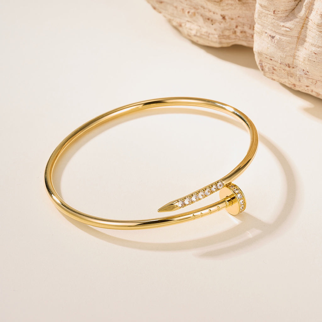 [AuraEcho] JUSTE Diamond & LOVE Diamond-Paved Bracelet Stack Set
