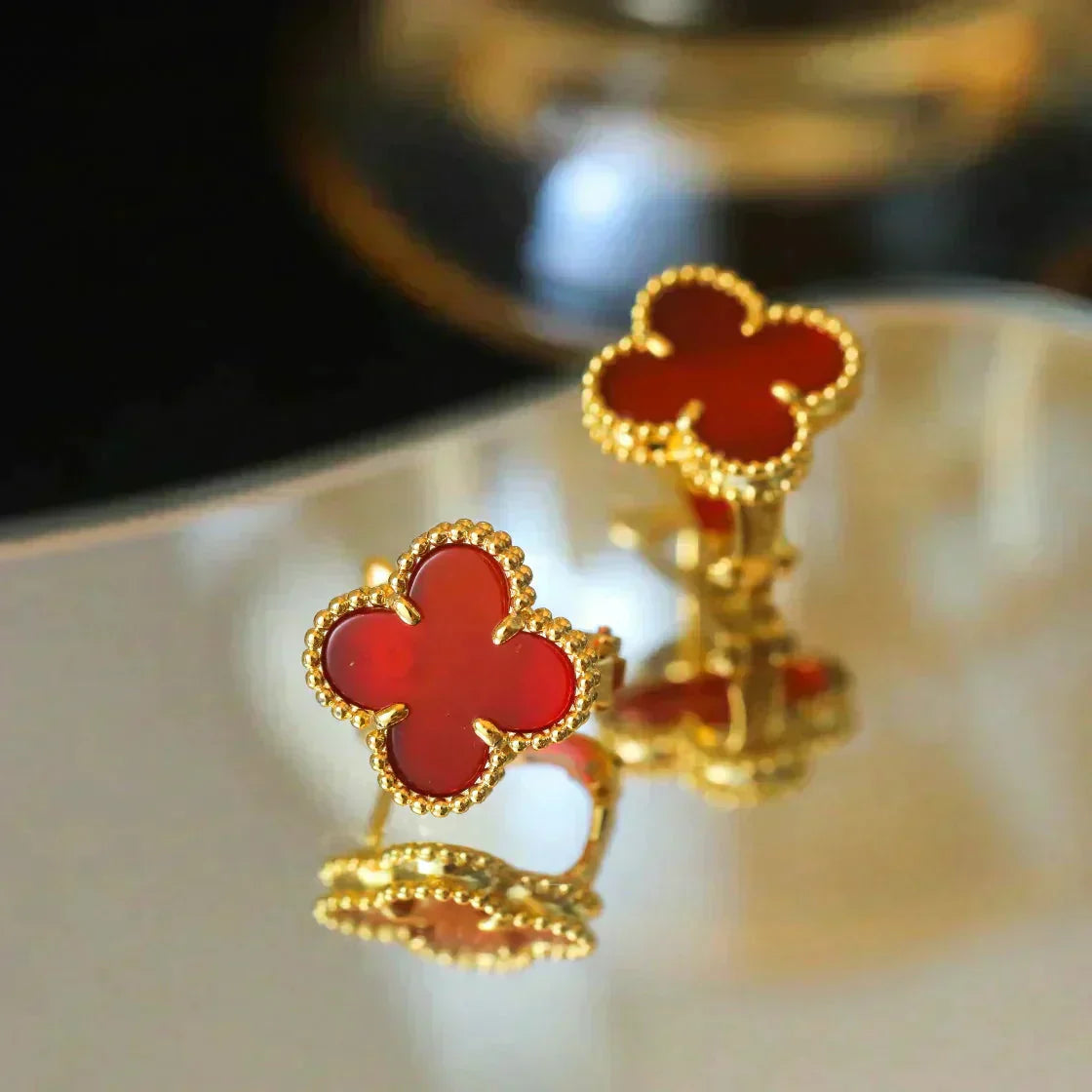 [AuraEcho]CLOVER MEDIUM 1 MOTIFS CARNELIAN  EARRINGS