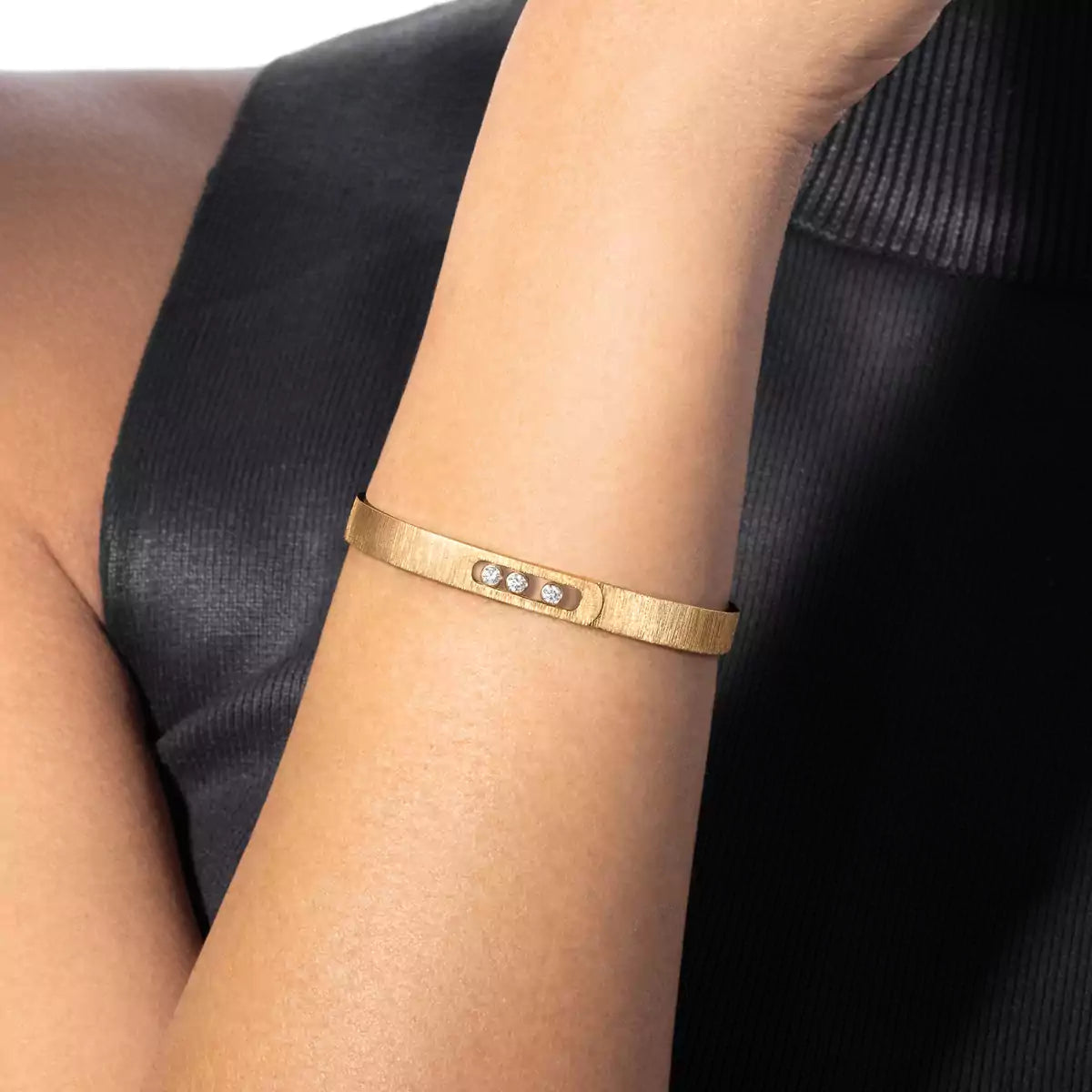 [AuraEcho]Move Noa Ciselé bangle